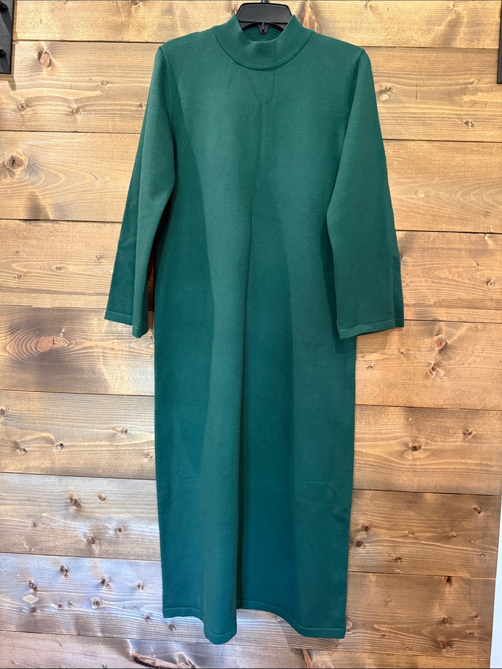 entro Deep Green Mock Neck Maxi Dress